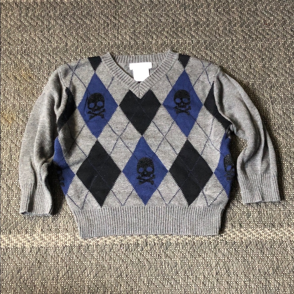 Joe Fresh Gray V-Neck Argyle Sweater with Blue and Black Diamonds